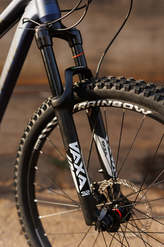 שיכוך מלא, אלומיניום RAINBOW FALCON-1