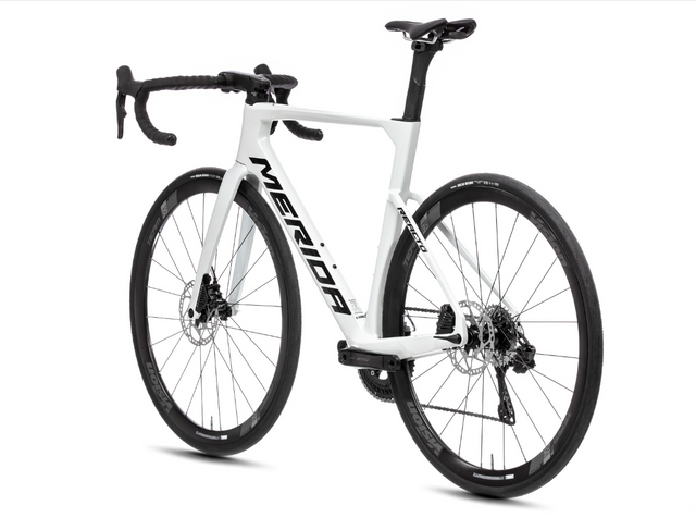 כביש קרבון MERIDA REACTO 5000 AERO