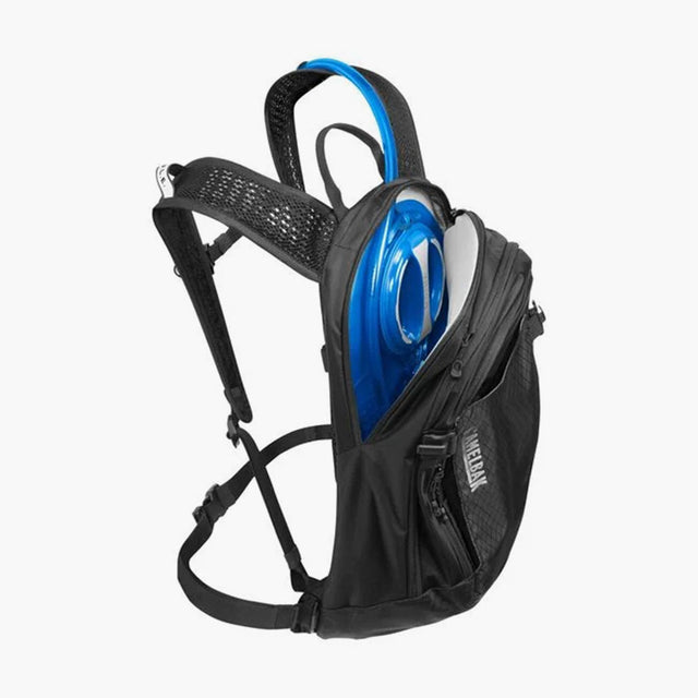 תיק רכיבה כולל שלוקר - CAMELBAK MULE 12